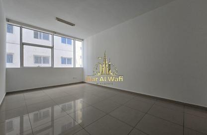 Apartment - 1 Bedroom - 1 Bathroom for rent in Tiger Building Al Qadesia - Al Nahda - Sharjah