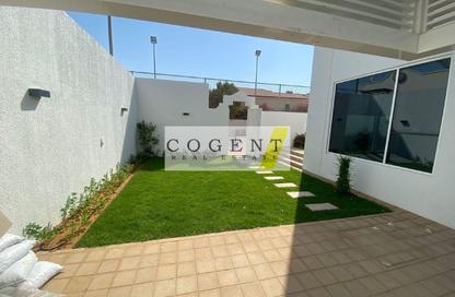 Villa - 5 Bedrooms - 6 Bathrooms for rent in Jumeirah 3 Villas - Jumeirah 3 - Jumeirah - Dubai Villa - 5 Bedrooms - 6 Bathrooms for rent in Jumeirah 3 Villas - Jumeirah 3 - Jumeirah - Dubai