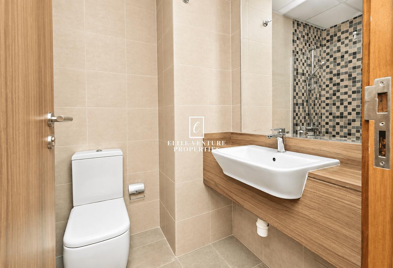 MODERN APARTMENT | SPACIOUS | FULLY FURNISHED photo 8