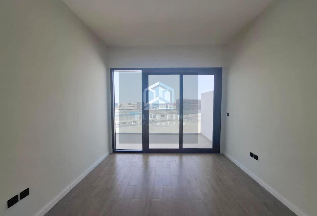 Unfurnished | Beside Metro | Vacant Now photo 4