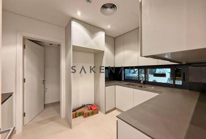 114170660 - Property Image 3