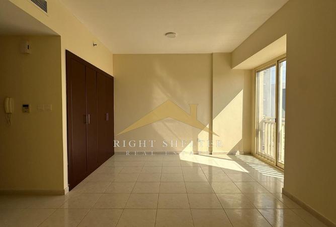 71098373 - Property Image 2