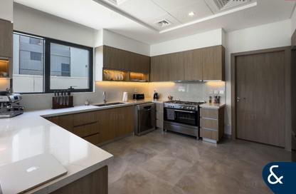 Villa - 4 - 5 for rent in Murooj Al Furjan - Al Furjan - Dubai