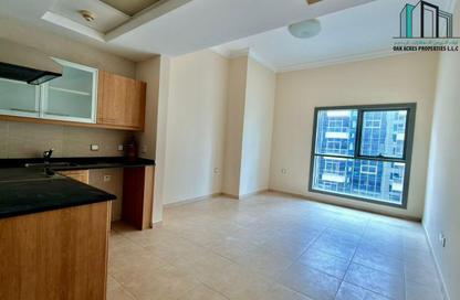 Apartment - Studio - 1 Bathroom for rent in Zumurud Tower - Dubai Marina - Dubai