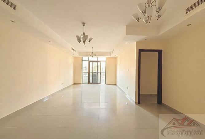 100854792 - Property Main Image