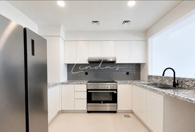 145984438 - Property Image 3