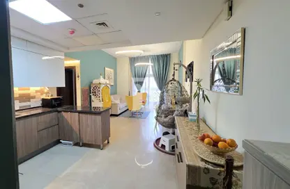 شقة - 2 غرف نوم - 3 حمامات للايجار في عزيزي ستار - الفرجان - دبي