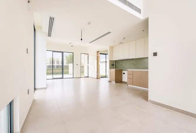 151923306 - Property Image 3