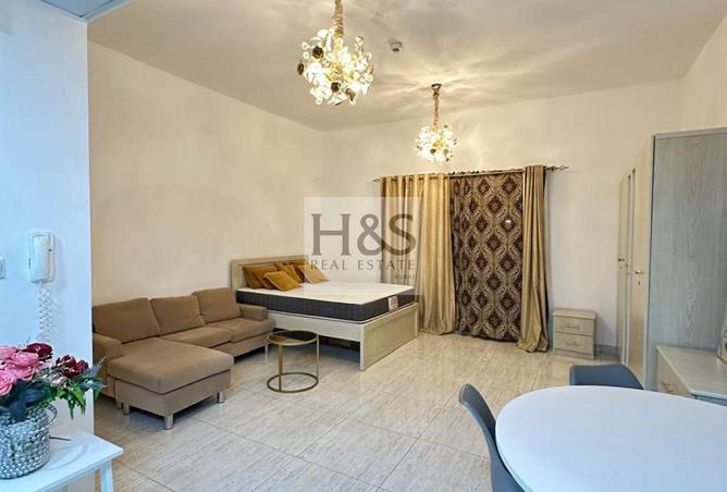 70700106 - Property Image 3