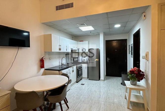 70700106 - Property Image 2