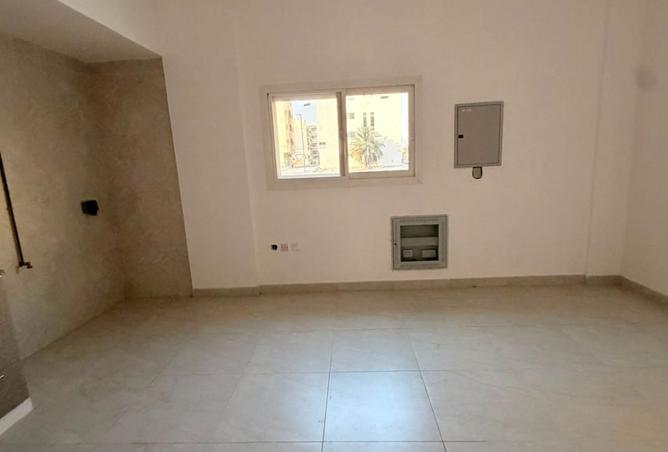 121552677 - Property Image 3