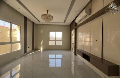 Villa - 5 Bedrooms - 7 Bathrooms for rent in Al Yasmeen 1 - Al Yasmeen - Ajman