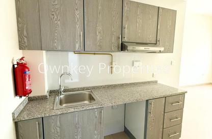 Apartment - Studio - 1 for rent in Al Karama Square - Al Karama - Bur Dubai - Dubai