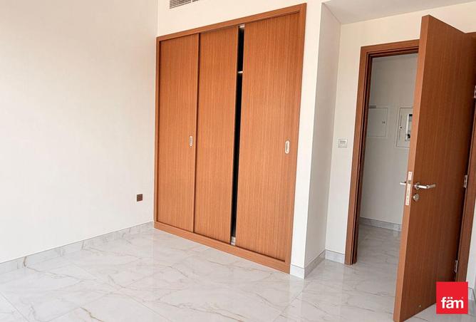 74232921 - Property Image 3