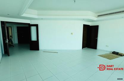 Duplex - 3 - 5 for rent in Bel Ghailam Tower - Corniche Road - Abu Dhabi