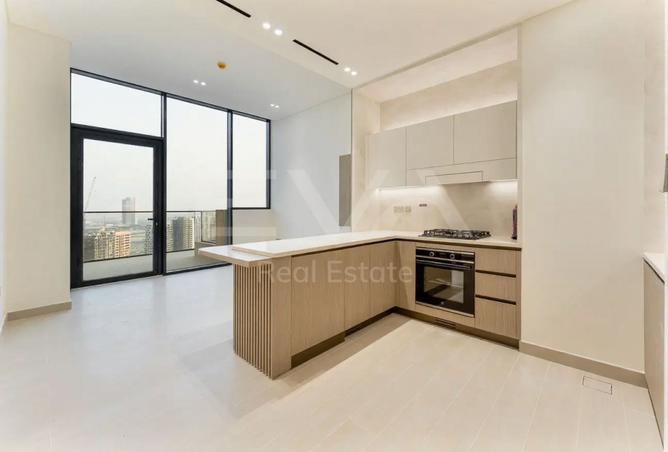 COMMUNITY VIEW | UNFURNISHED | PRIVATE POOL photo 2