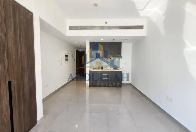 156012100 - Property Image 3
