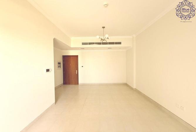 70290831 - Property Image 2