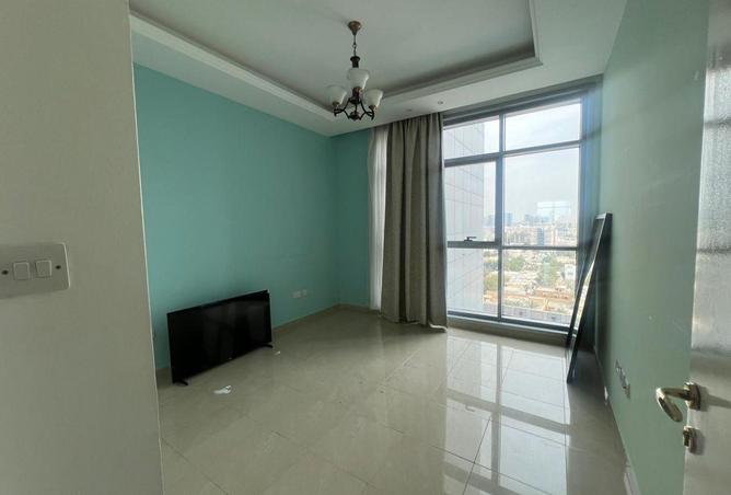 100384957 - Property Image 2