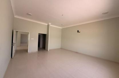 Villa - 5 - 7 for rent in Al Jurf 1 - Al Jurf - Ajman Downtown - Ajman