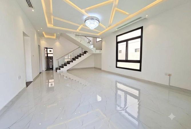 114595386 - Property Image 2