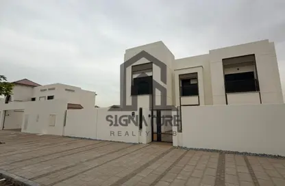 Villa - 6 Bedrooms - 7 Bathrooms for sale in Fay Alreeman - Al Shamkha - Abu Dhabi