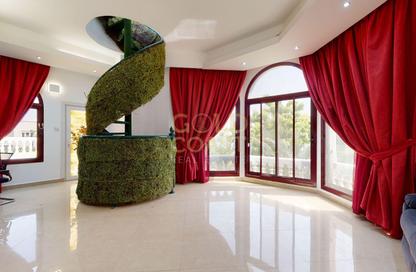 Villa - 7+ Bedrooms - 7+ Bathrooms for rent in Emirates Hills Villas - Emirates Hills - Dubai