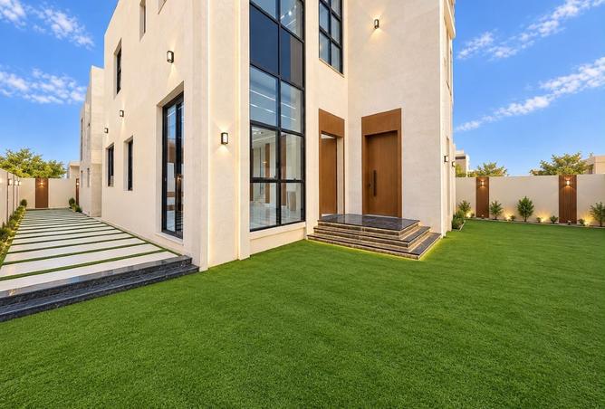 Modern 3-story villa with contemporary finishes