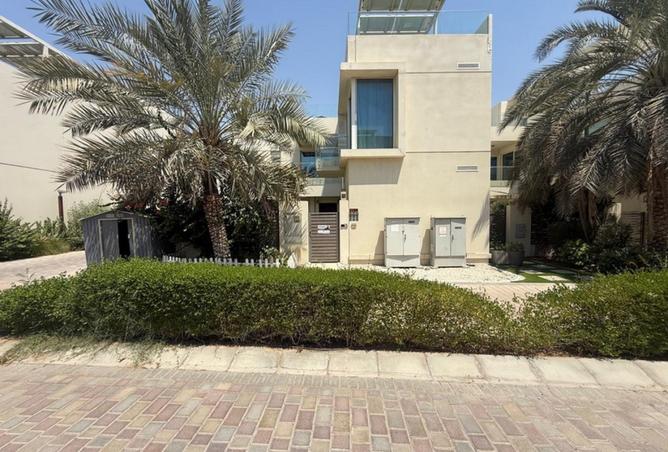 117260554 - Property Image 3