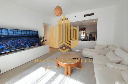 Apartment - 2 Bedrooms - 2 Bathrooms for sale in Waters Edge - Yas Island - Abu Dhabi