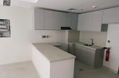 Apartment - 2 Bedrooms - 2 Bathrooms for sale in Kentia - Ajman Uptown Villas - Ajman Uptown - Ajman