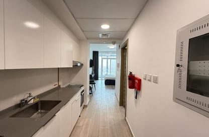 Apartment - Studio - 1 Bathroom for rent in Bloom Towers C - Bloom Towers - District 10 - Jumeirah Village Circle - Dubai