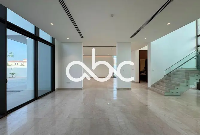 112281560 - Property Image 2