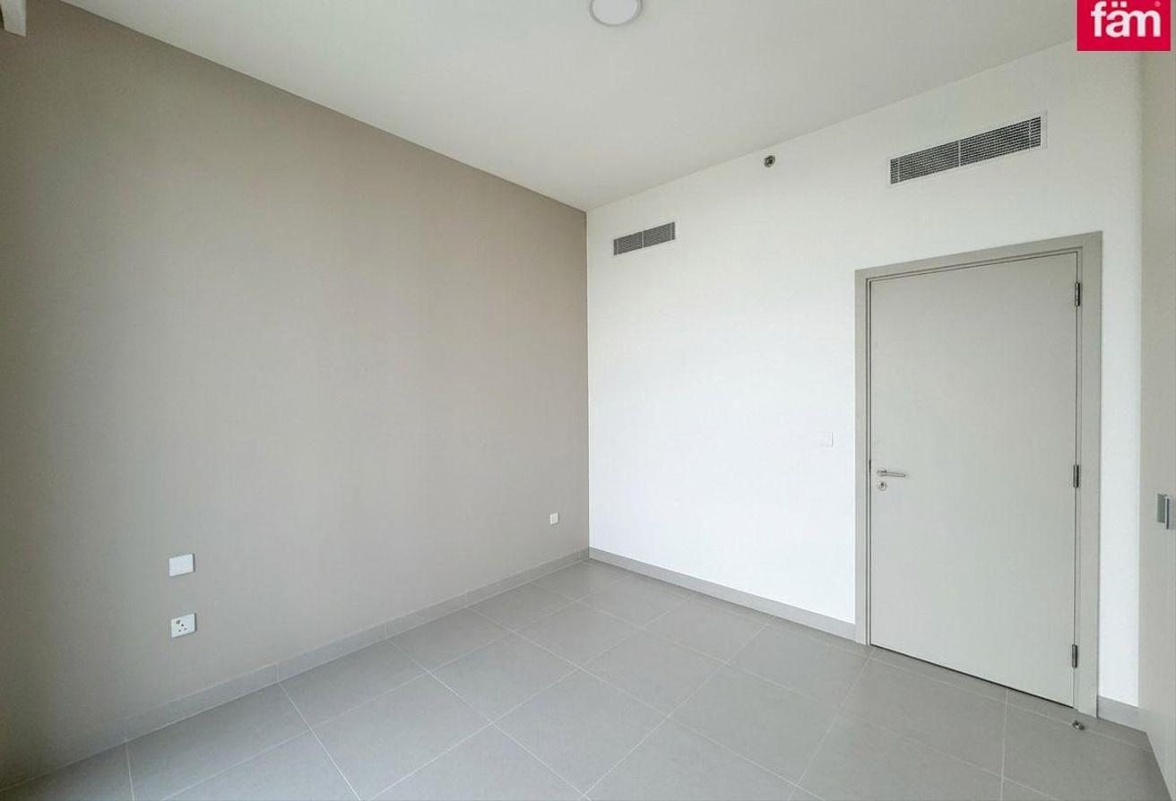 Brand New | Elegant Living | Prime Location photo 10