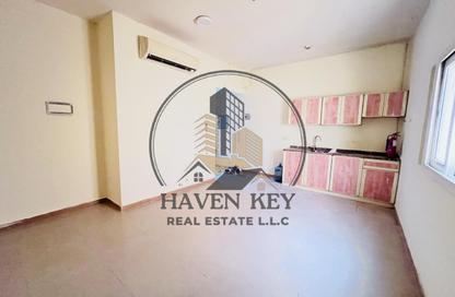Apartment - Studio - 1 for rent in Fire Station Road - Muwaileh - Sharjah