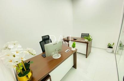 Office Space - Studio - 1 Bathroom for rent in Red Avenue - Al Garhoud - Dubai