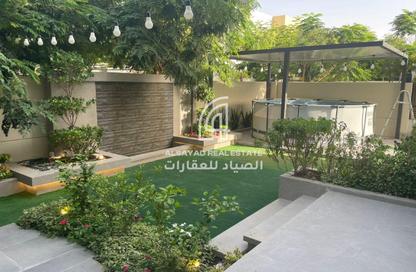 فيلا - 5 غرف نوم - 7 حمامات للبيع في مدينة الشارقة المستدامة - الشارقة