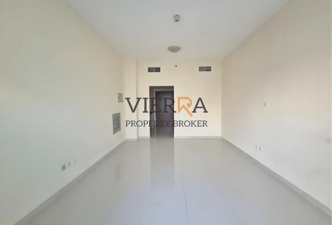 54927947 - Property Image 3