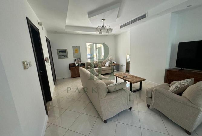 70696835 - Property Image 2