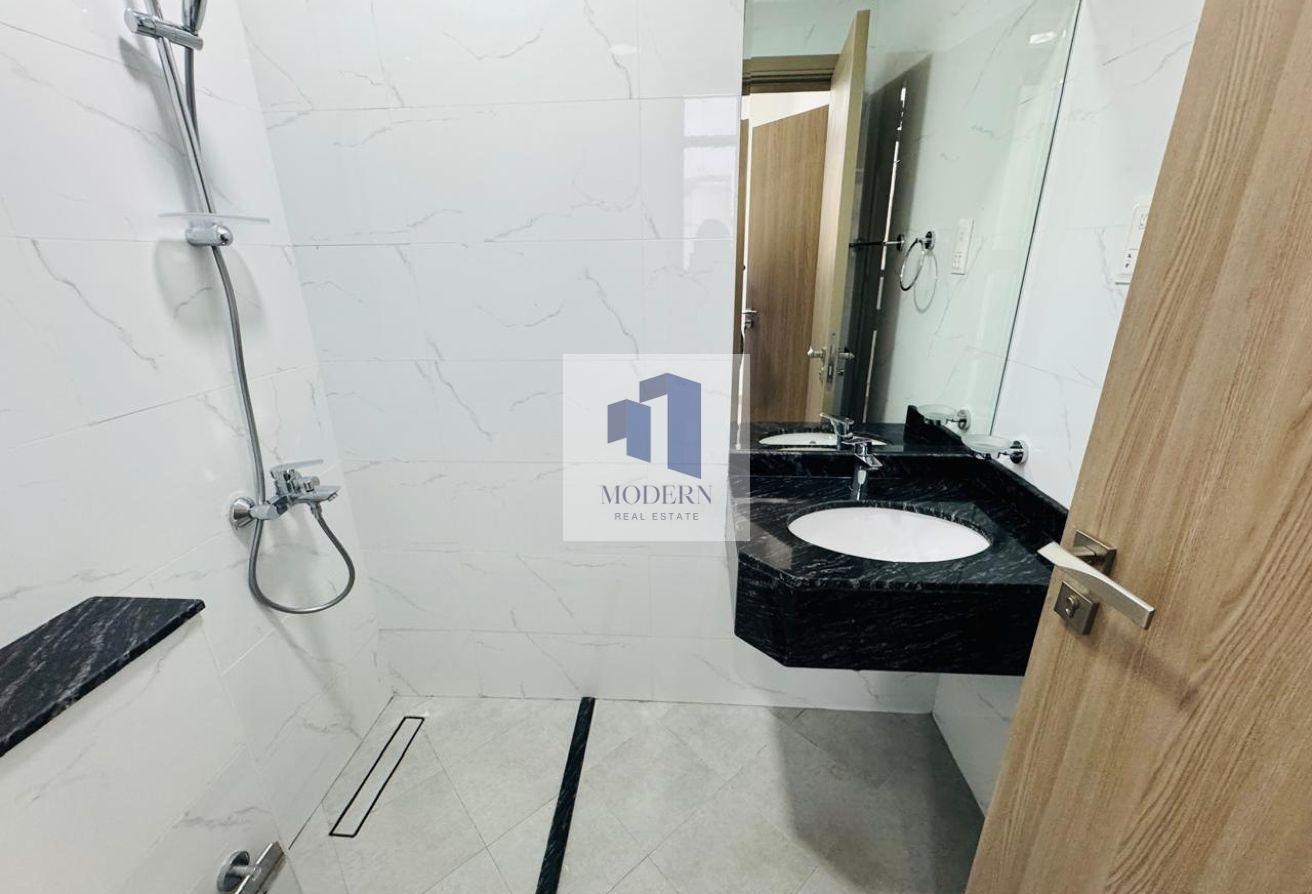 2bhk with Maids Room | Vacant | Higher Floor photo 4