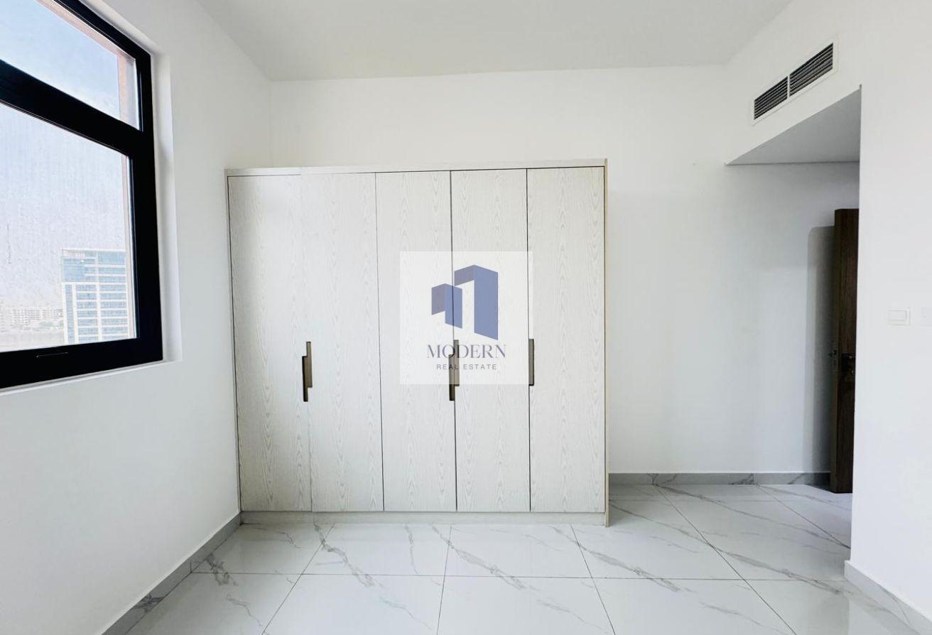 2bhk with Maids Room | Vacant | Higher Floor photo 6