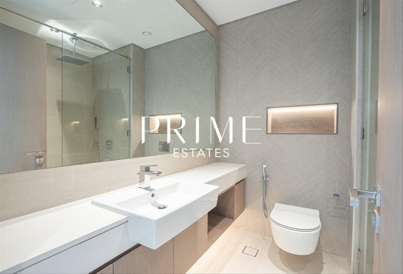 4BR Luxury Home | Burj Views | District One Living photo 23