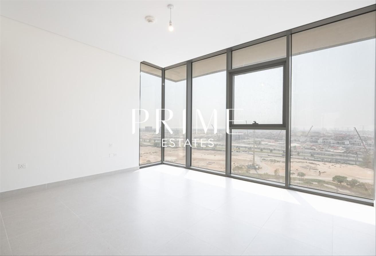4BR Luxury Home | Burj Views | District One Living photo 24