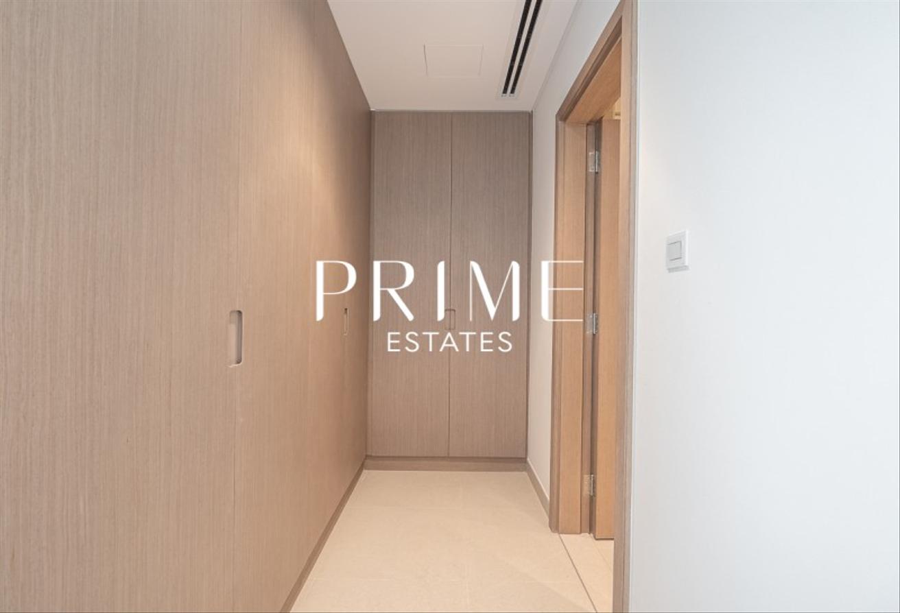 4BR Luxury Home | Burj Views | District One Living photo 18