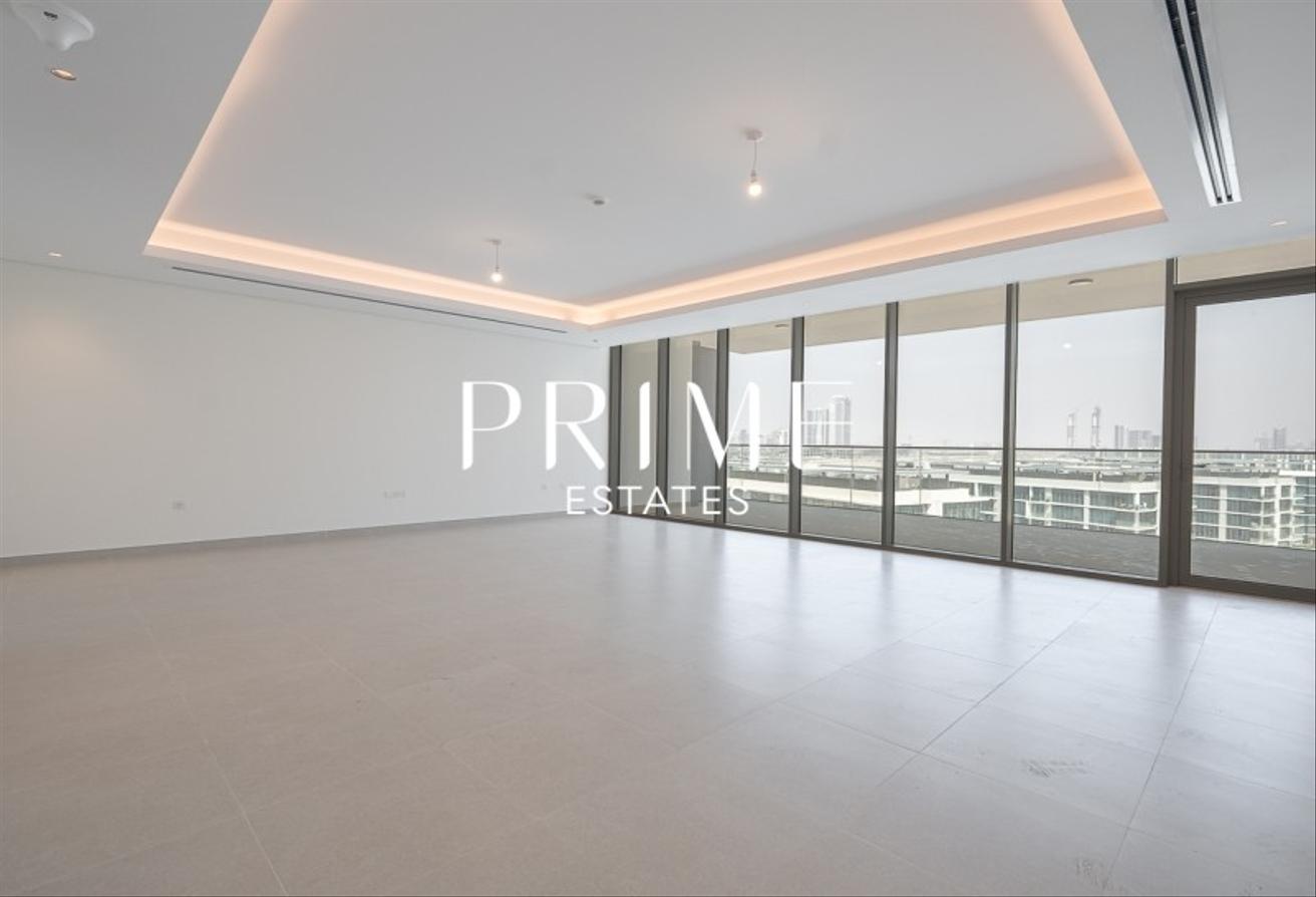 4BR Luxury Home | Burj Views | District One Living photo 2