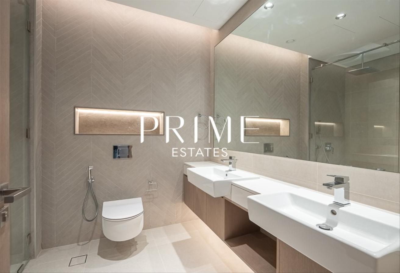 4BR Luxury Home | Burj Views | District One Living photo 19