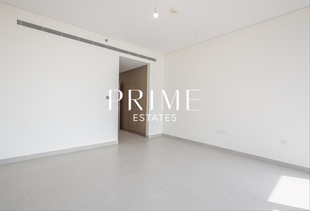 4BR Luxury Home | Burj Views | District One Living photo 25