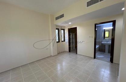 Apartment - 2 - 2 for rent in The Gardens Building 108 - The Gardens Buildings - The Gardens - Dubai