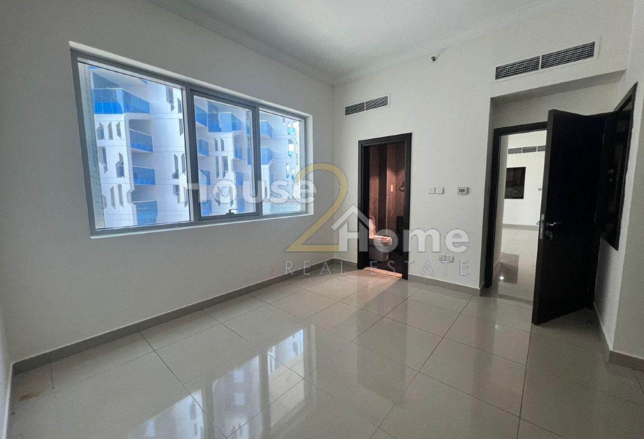 Kitchen Equipped | spacious | Bright 1 bedroom photo 11