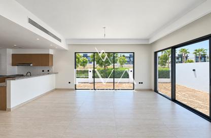 Townhouse - 5 - 6 for rent in Santorini - Damac Lagoons - Dubai